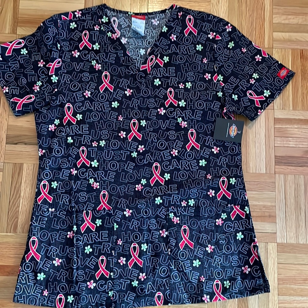 New Breast Cancer scrub top- size small- 2 front pockets and a V neck